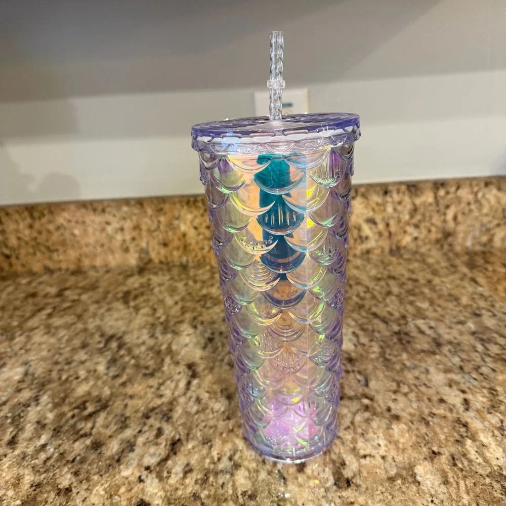 New Starbucks 2022 China Unicorn Gradient Scale 24oz Tumbler Iridescent Cup